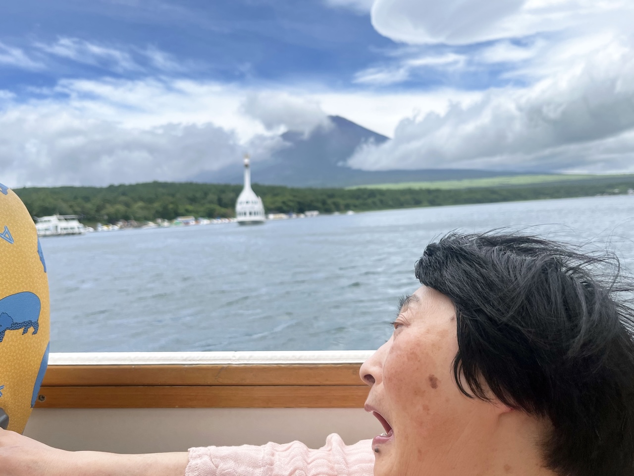 [湖にダイブ！]７月の日帰り旅行は、山中湖でKABAバスに乗りました！：7月17日(木)2