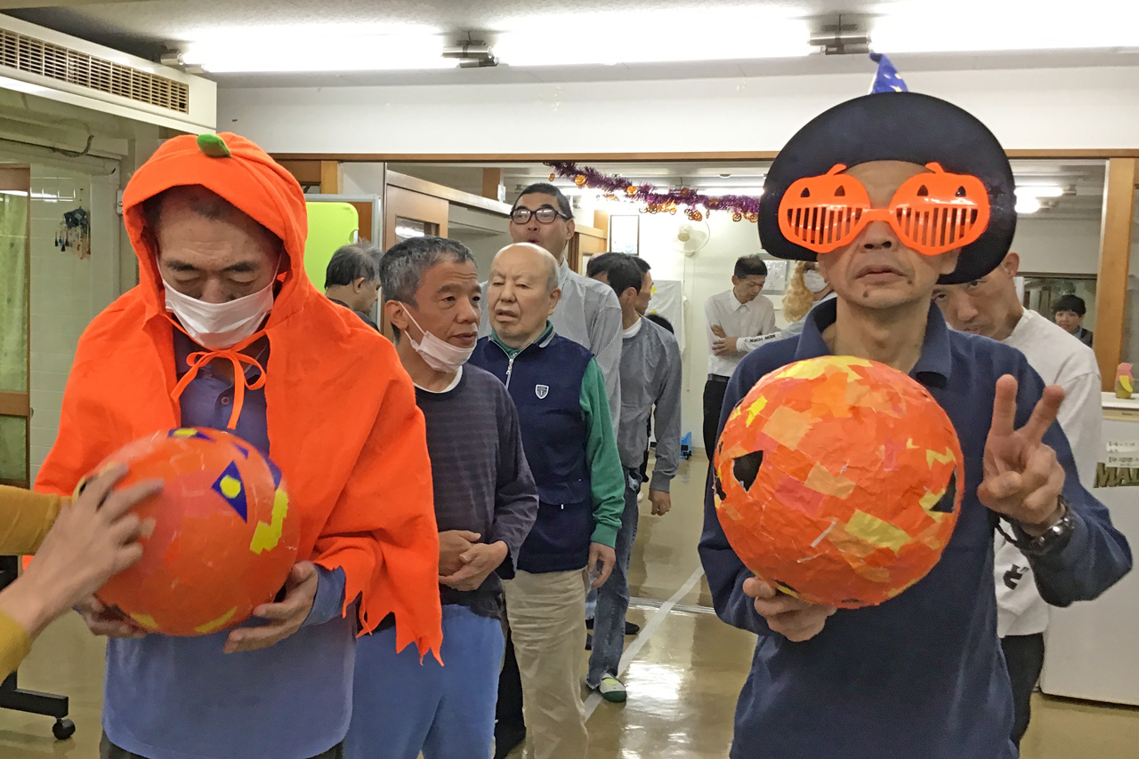 [ホリデー日課(その２)] ハロウィンと運動会シーズンにちなんで… ：10月25日(土) 1