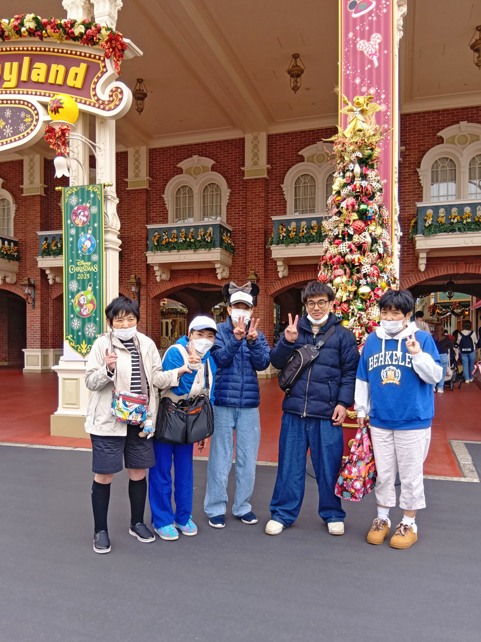 [究極のガイヘル] 有志で企画し、東京ディズニーランドに行きました！：11月５日(水)2