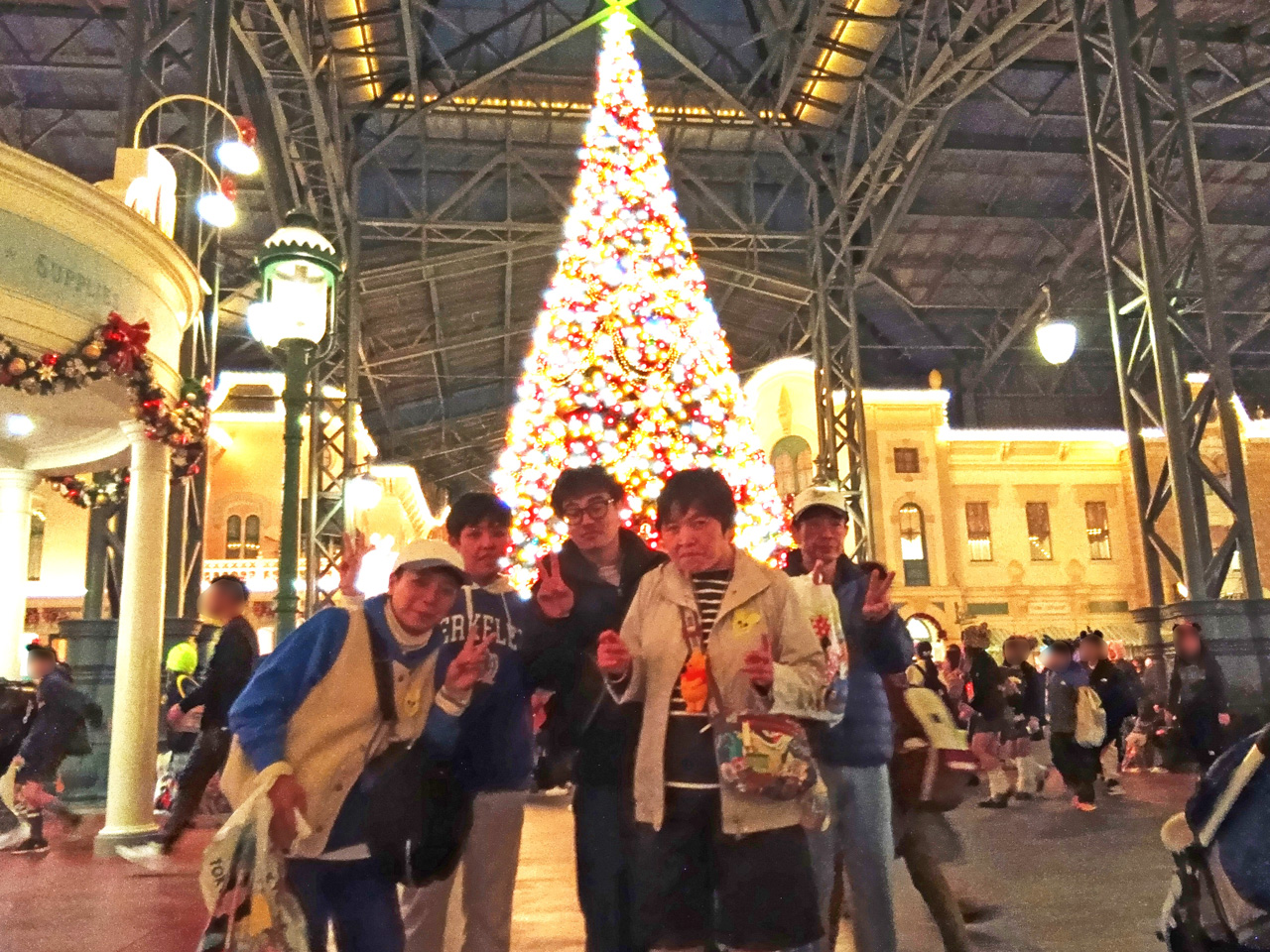 [究極のガイヘル] 有志で企画し、東京ディズニーランドに行きました！：11月５日(水) 3