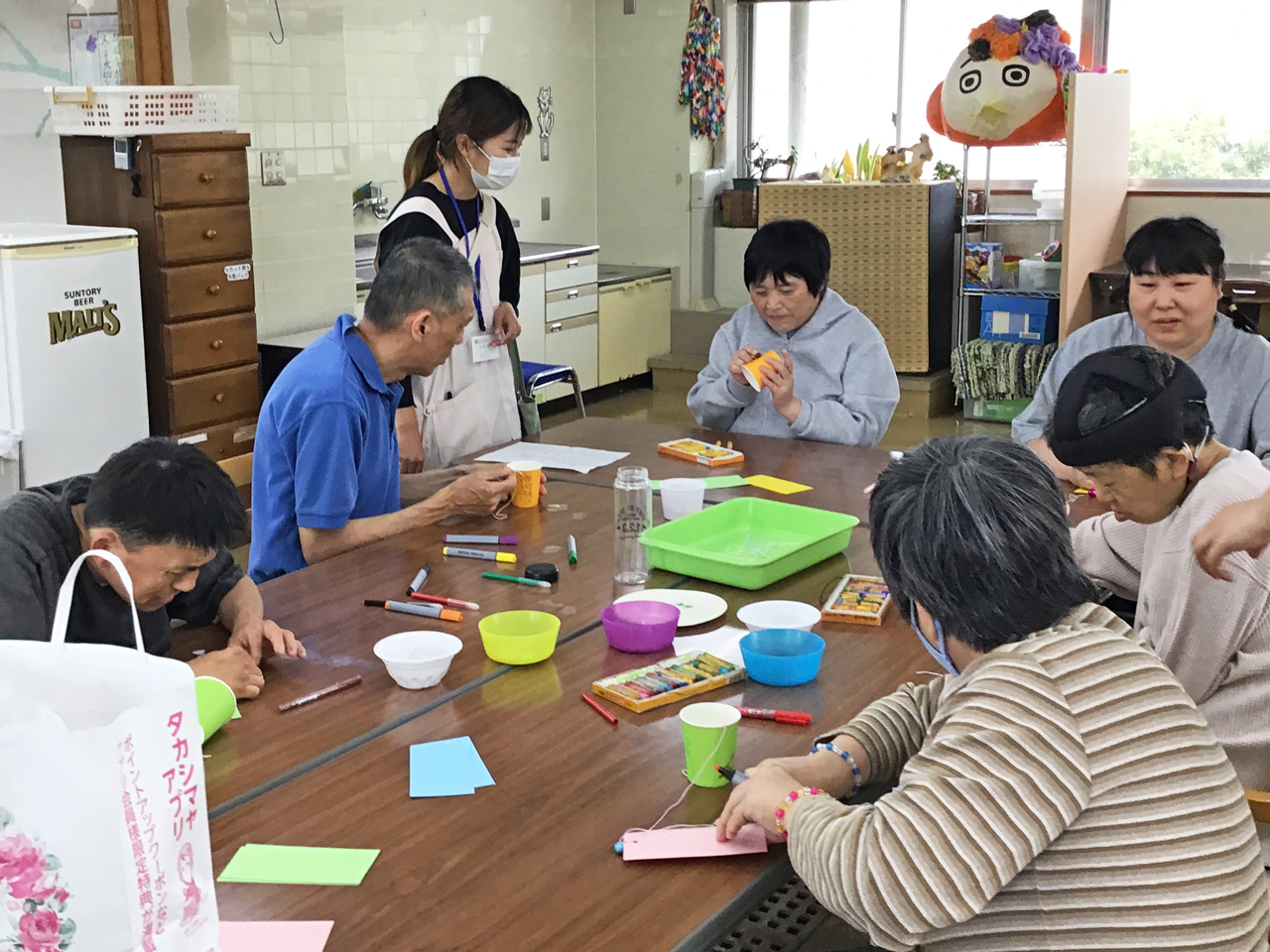 [用意周到！] 今月のホリデー日課は夏に向けての「風鈴づくり」：５月23日(土) 1